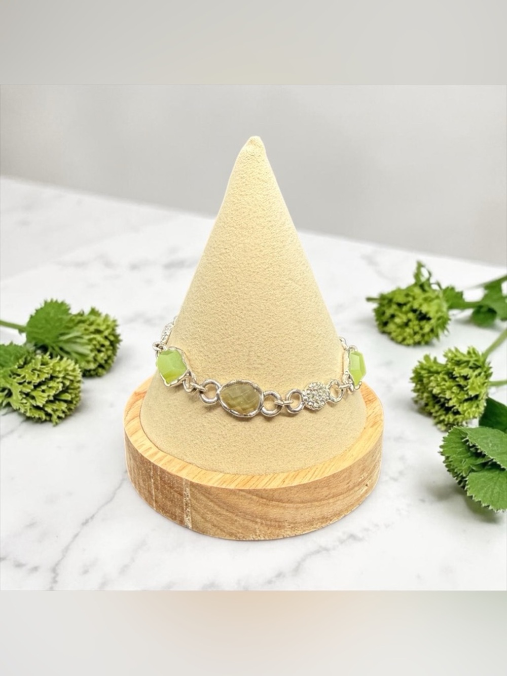 Avon Silver-Tone Bracelet with Lime Green and Pale Yellow Stones - Picture 2 of 14